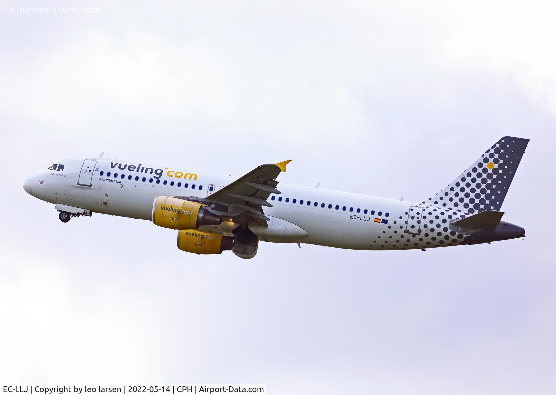 EC-LLJ, 2011 Airbus A320-214 C/N 4661, Copenhagen 14.5.2022