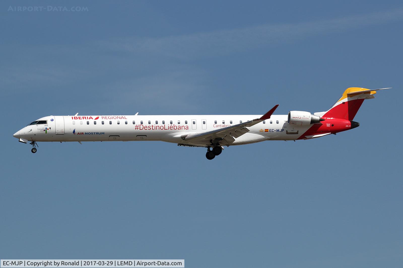EC-MJP, 2016 Bombardier CRJ-1000ER NG (CL-600-2E25) C/N 19046, at mad
