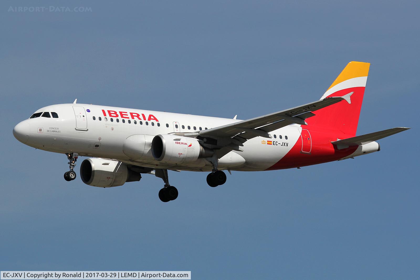 EC-JXV, 2006 Airbus A319-111 C/N 2897, at mad