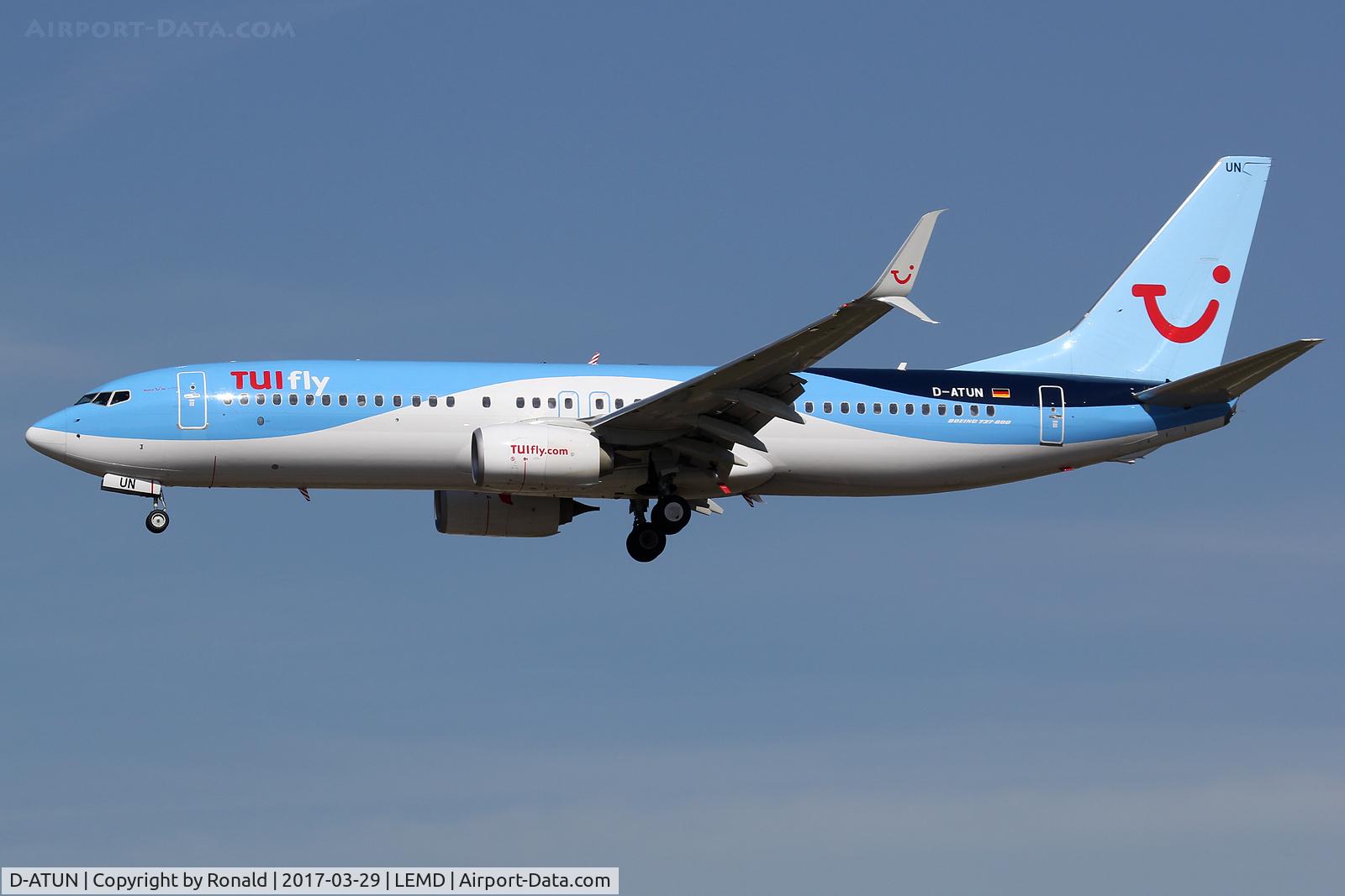 D-ATUN, 2015 Boeing 737-8K5 C/N 41660, at mad