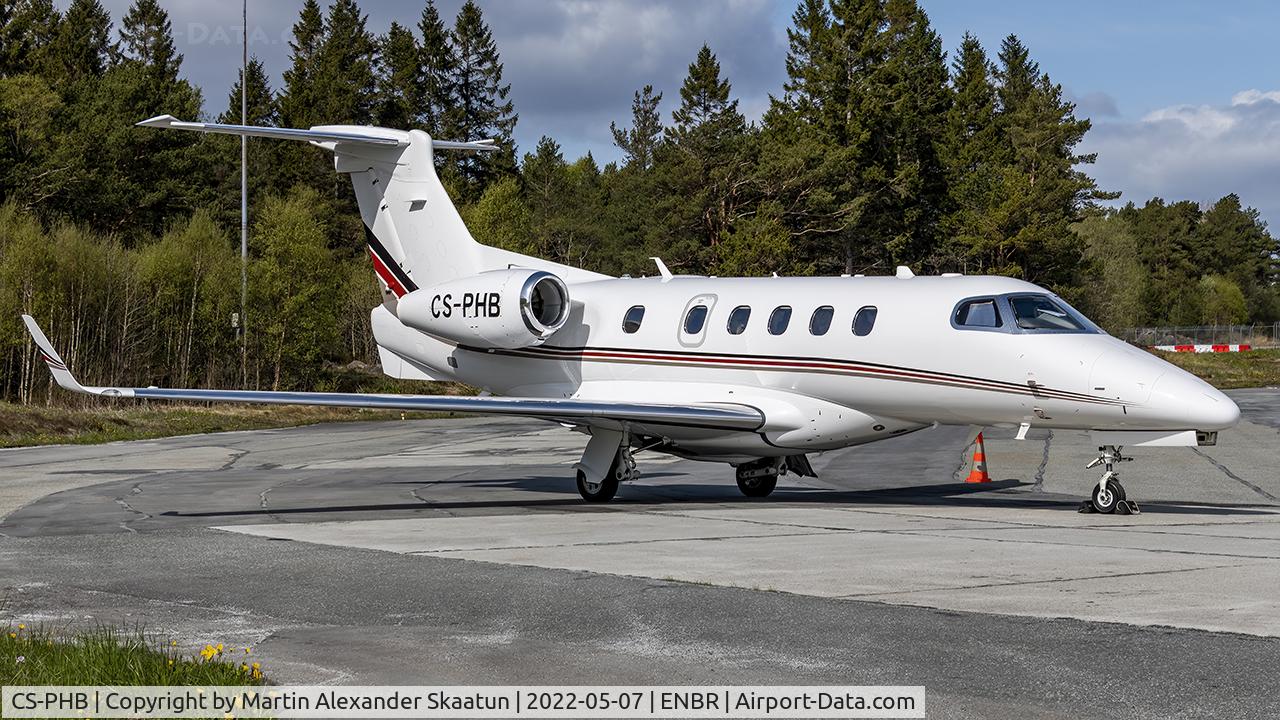CS-PHB, 2014 Embraer EMB-505 Phenom 300 C/N 50500209, Parked at MIL6.