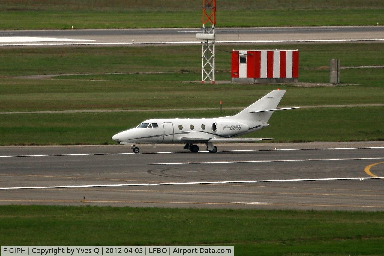 F-GIPH, Dassault Falcon 100 C/N 194, Dassault Falcon 100,Taxiing rwy 32L, Toulouse-Blagnac airport (LFBO-TLS)