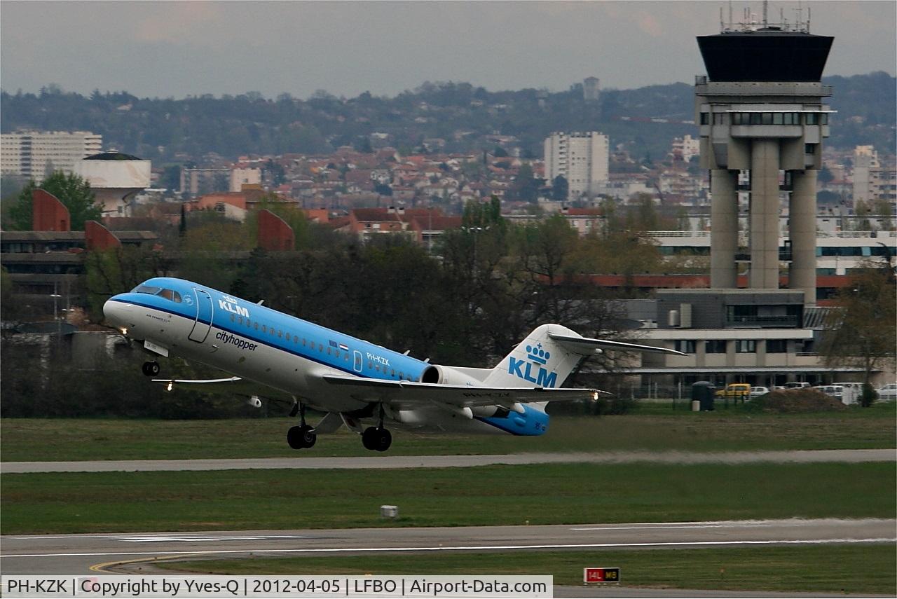 PH-KZK, 1997 Fokker 70 (F-28-0070) C/N 11581, Fokker 70, Climbing from Rwy 32R, Toulouse Blagnac Airport (LFBO-TLS)