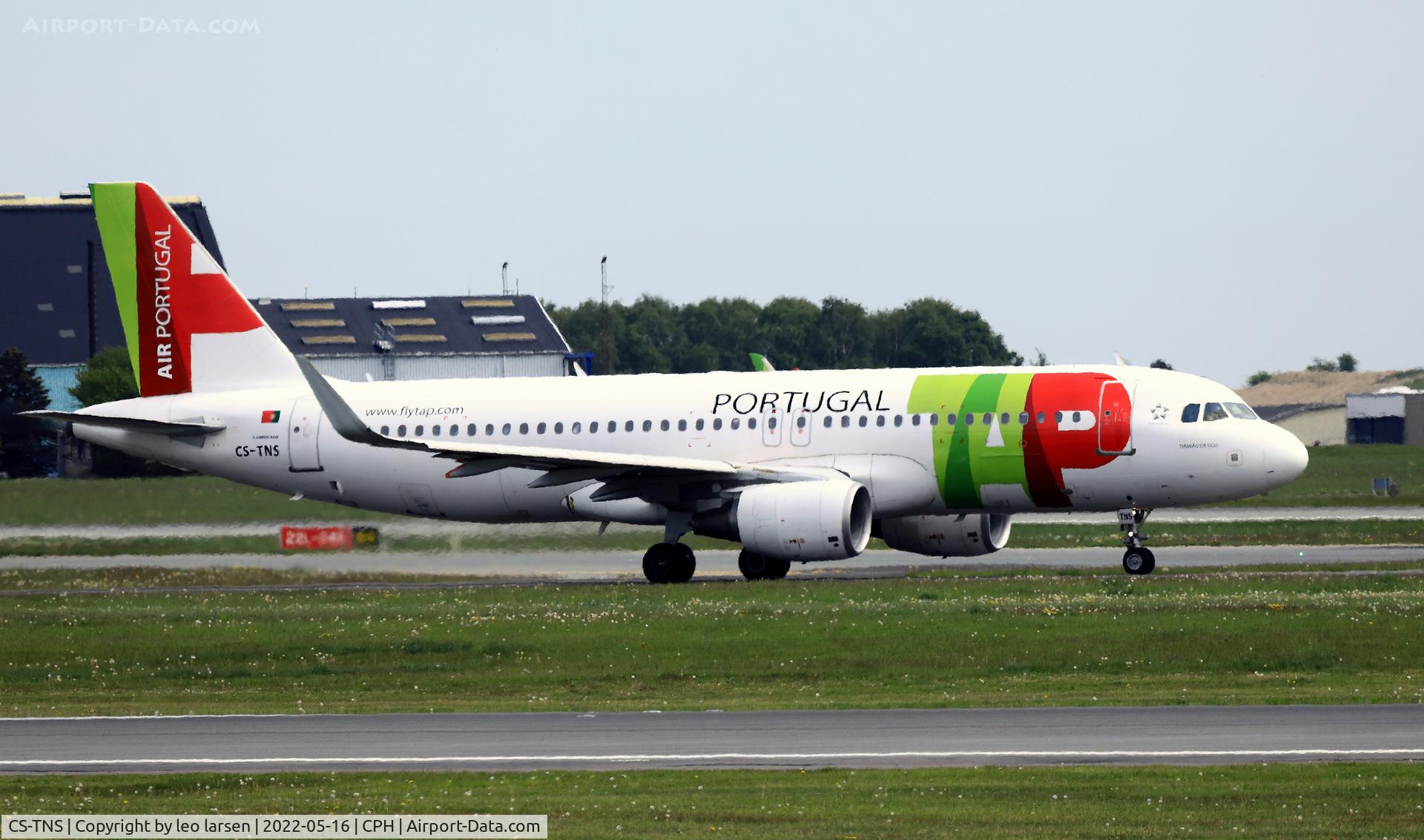 CS-TNS, 2009 Airbus A320-214 C/N 4021, Copenhagen 16.5.2022
