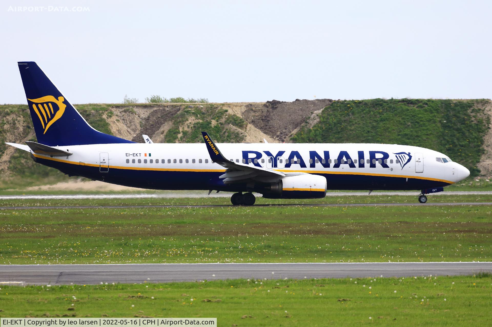 EI-EKT, 2010 Boeing 737-8AS C/N 38505, Copenhagen 16.5.2022
