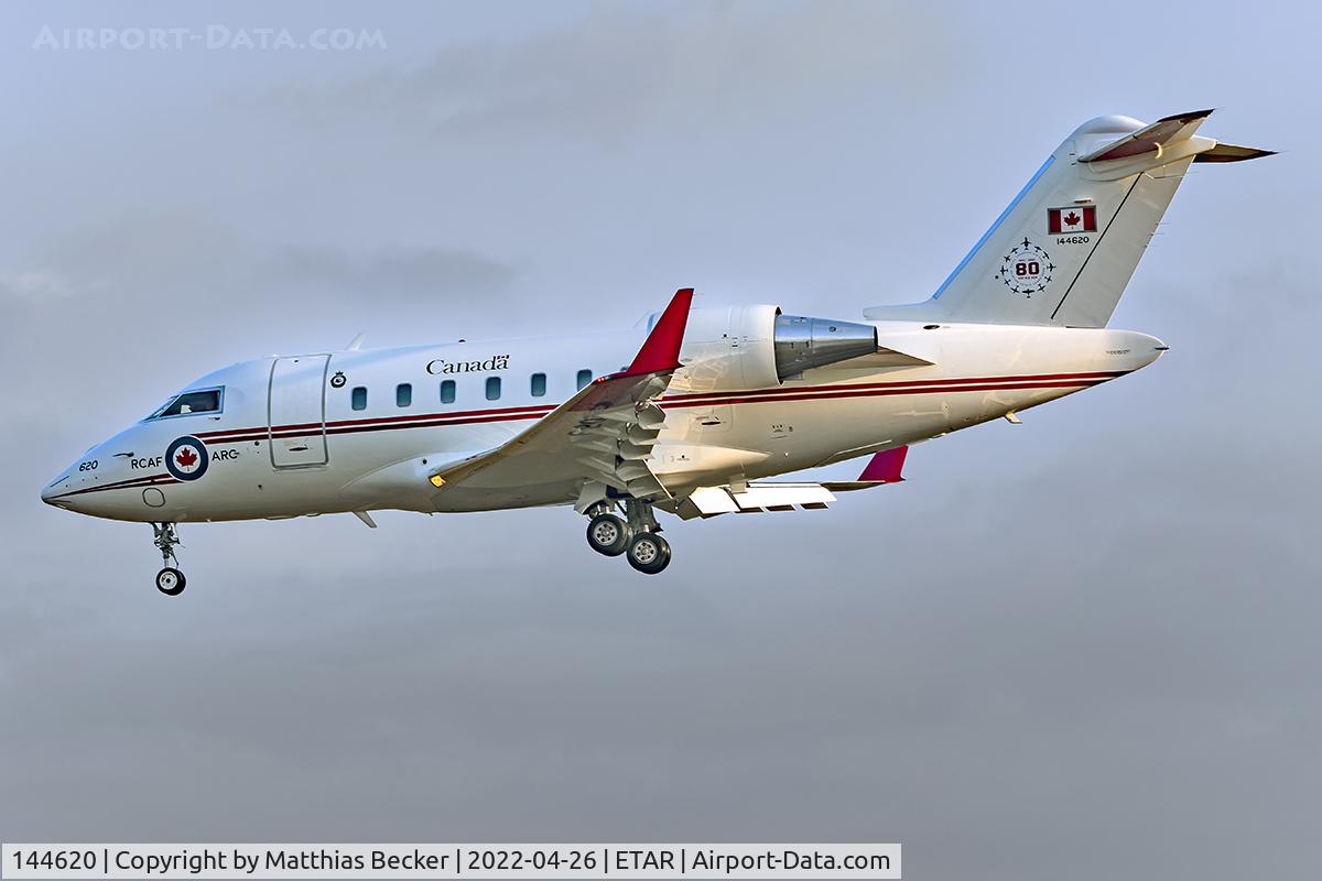 144620, 2020 Canadair (Bombardier) CC-144D Challenger CL650 C/N 6152, 144620