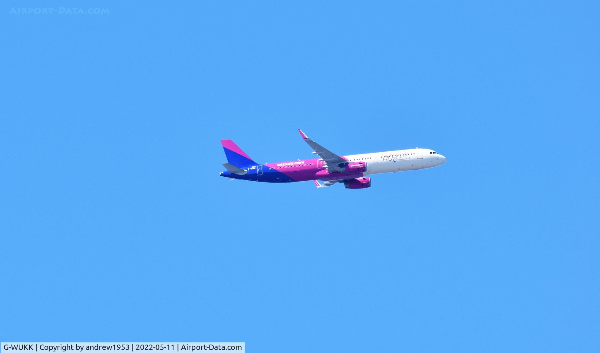 G-WUKK, 2019 Airbus A321-231 C/N 8950, G-WUKK over the Bristol Channel.