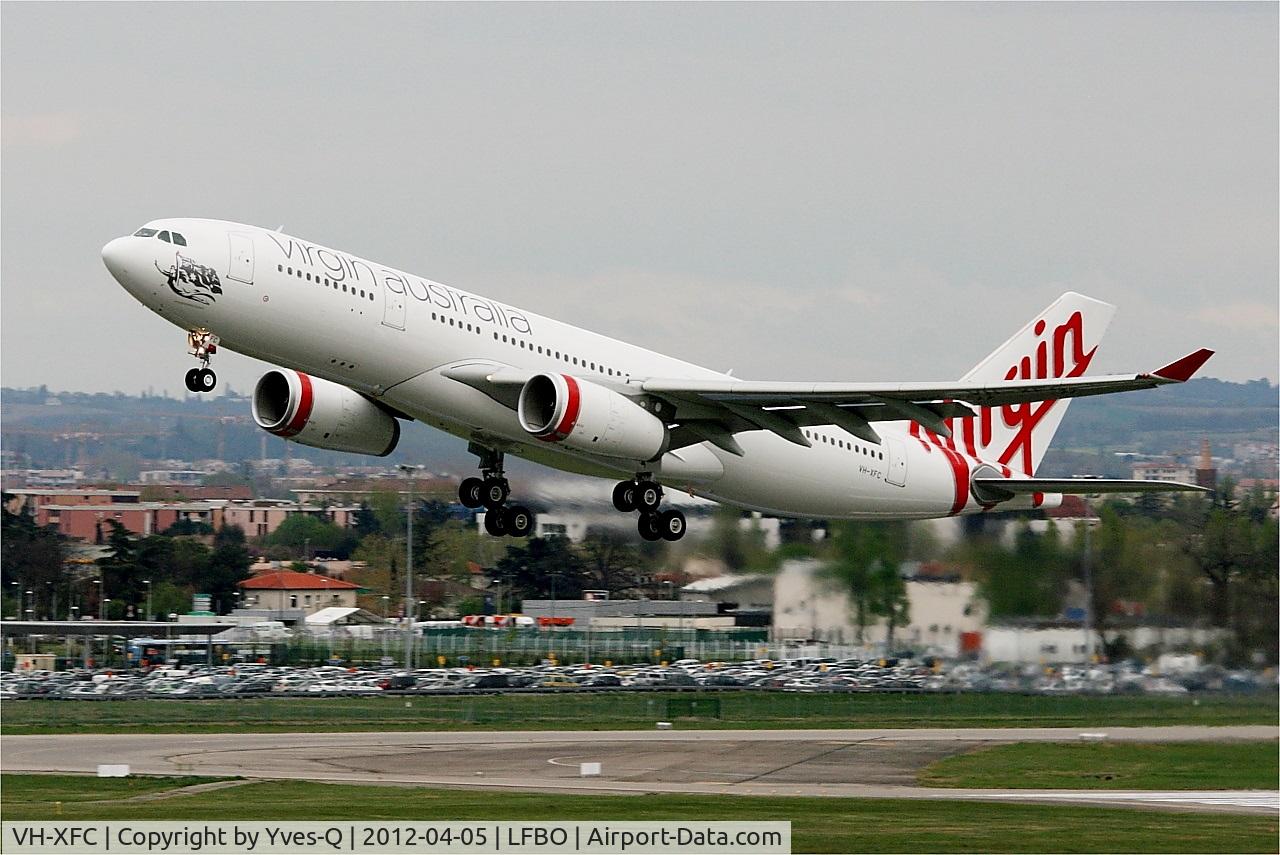 VH-XFC, 2012 Airbus A330-243 C/N 1293, Airbus A330-243, Take off Rwy 32L, Toulouse Blagnac Airport (LFBO-TLS)