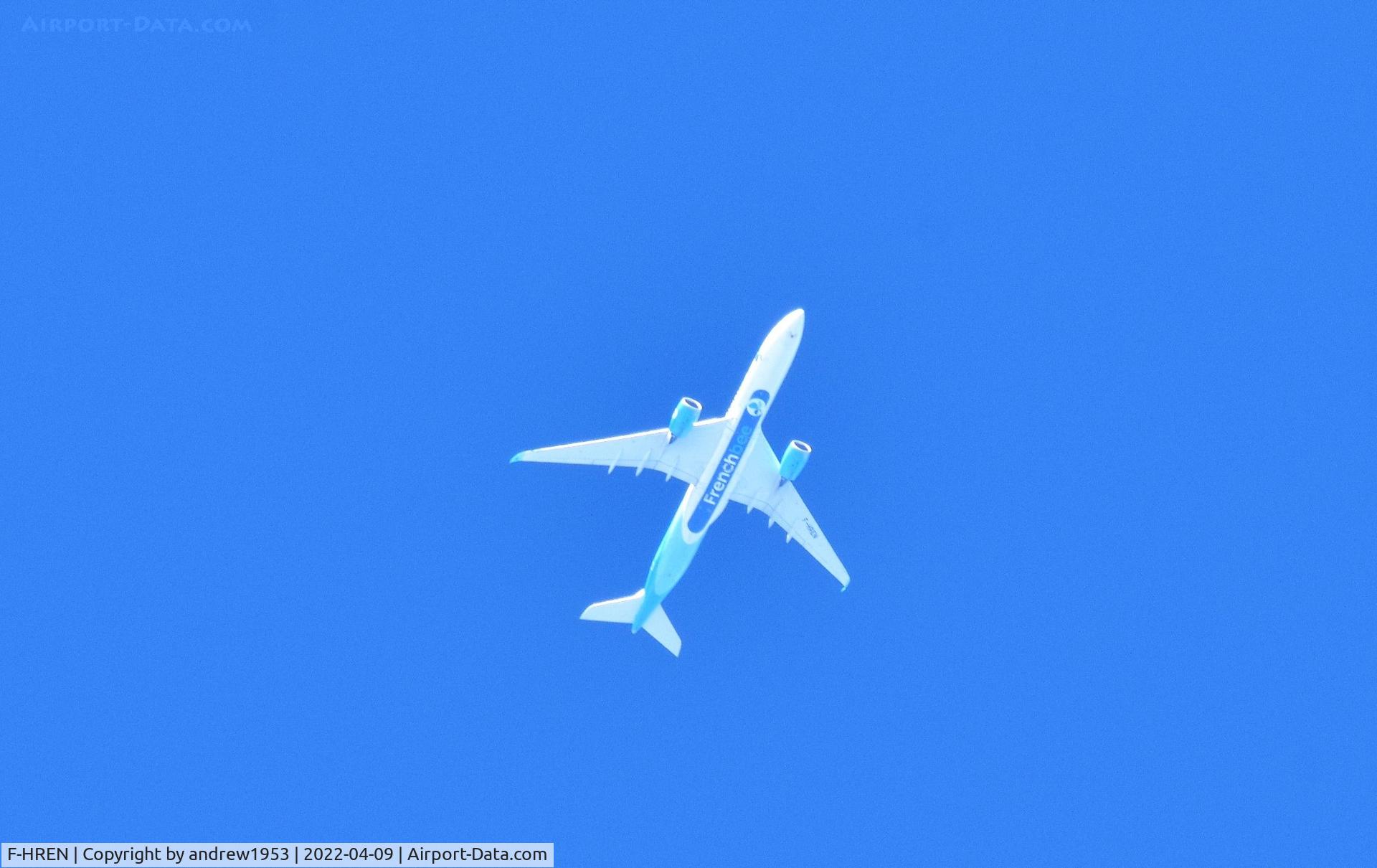 F-HREN, 2020 Airbus A350-941 C/N 433, F-HREN over the Bristol Channel.