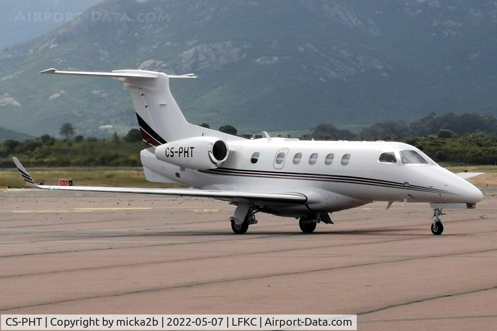 CS-PHT, 2022 Embraer EMB-505 Phenom 300 C/N 50500656, Taxiing
