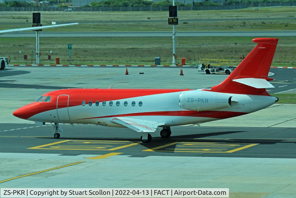 ZS-PKR, 2000 Dassault Falcon 2000 C/N 114, Private