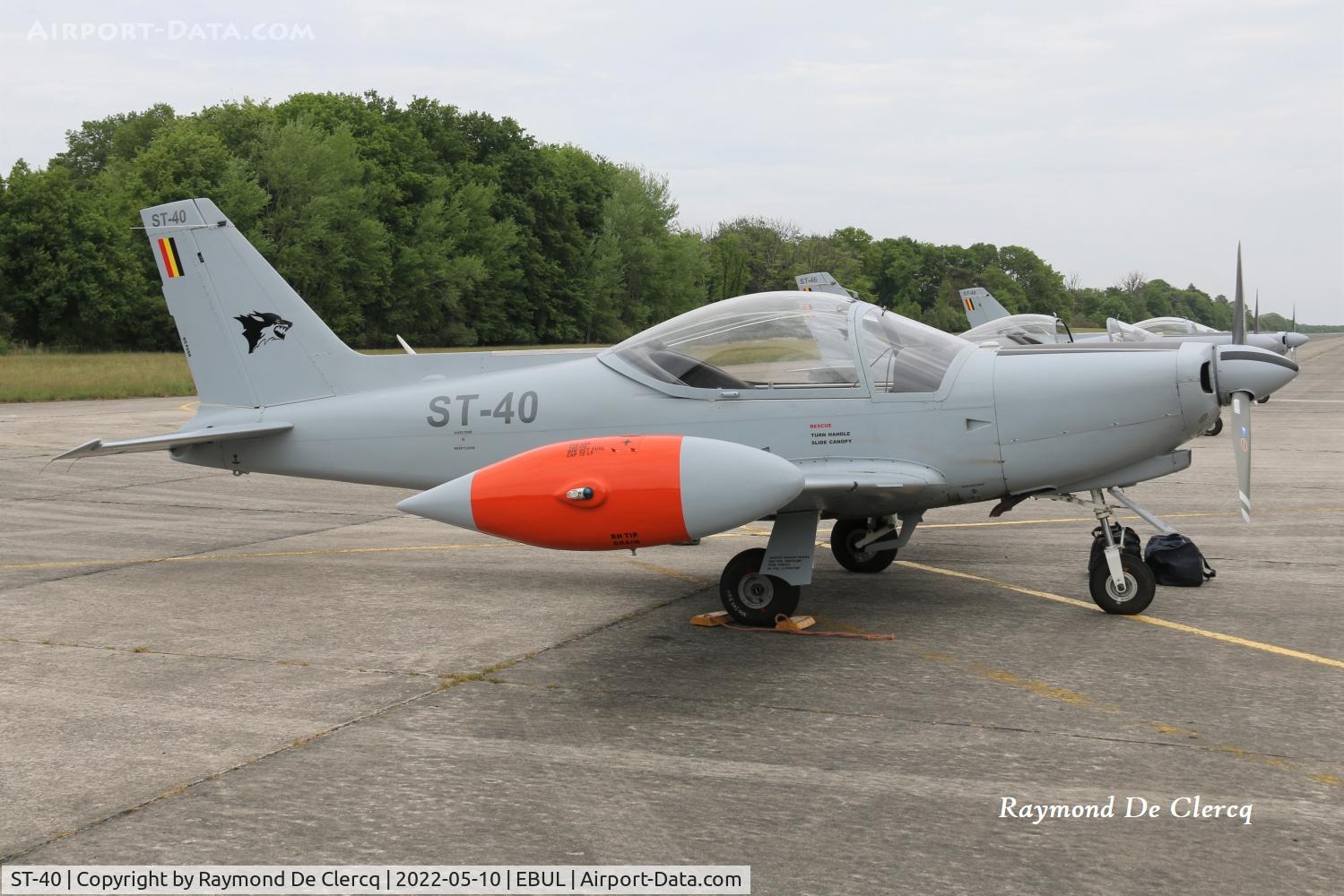 ST-40, 1992 SIAI-Marchetti SF-260D C/N 840, At Ursel.