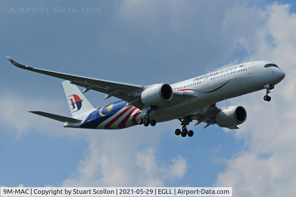 9M-MAC, 2017 Airbus A350-941 C/N 165, Malaysian