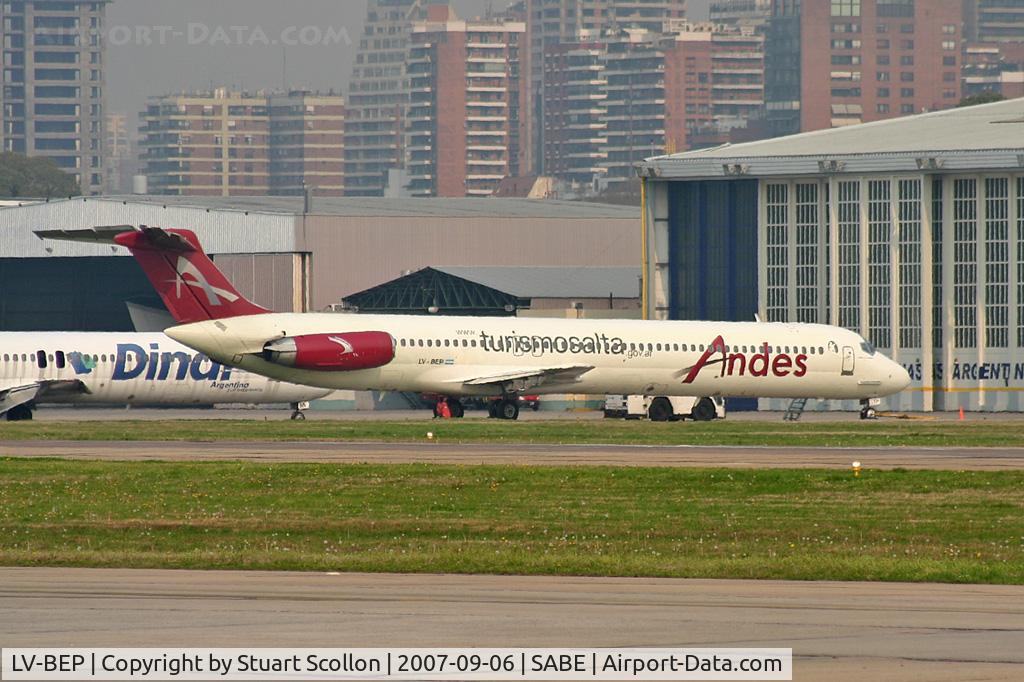 LV-BEP, 1982 McDonnell Douglas MD-82 C/N 49127, Andes