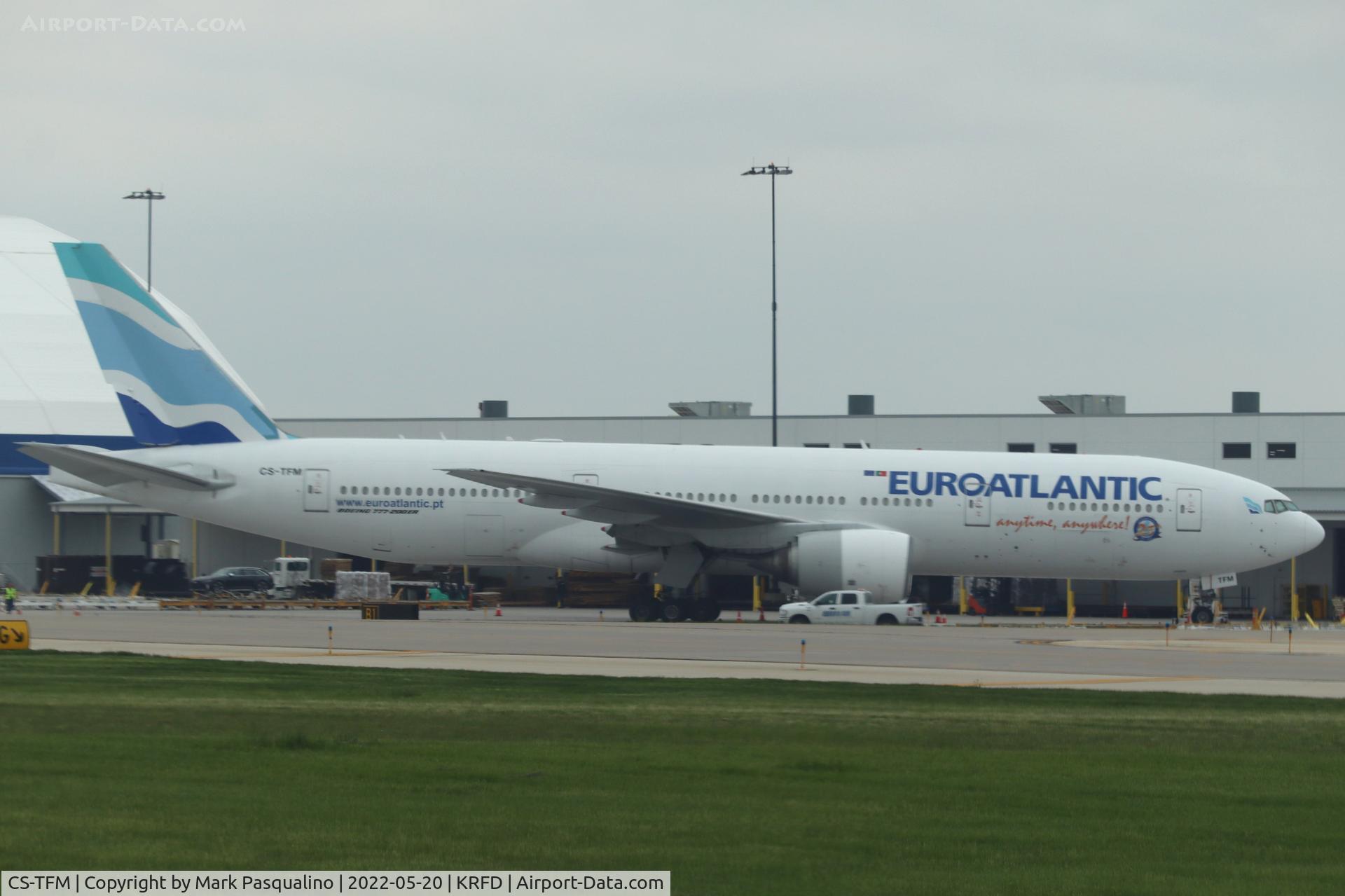 CS-TFM, 1998 Boeing 777-212/ER C/N 28513, Boeing 777-212/ER