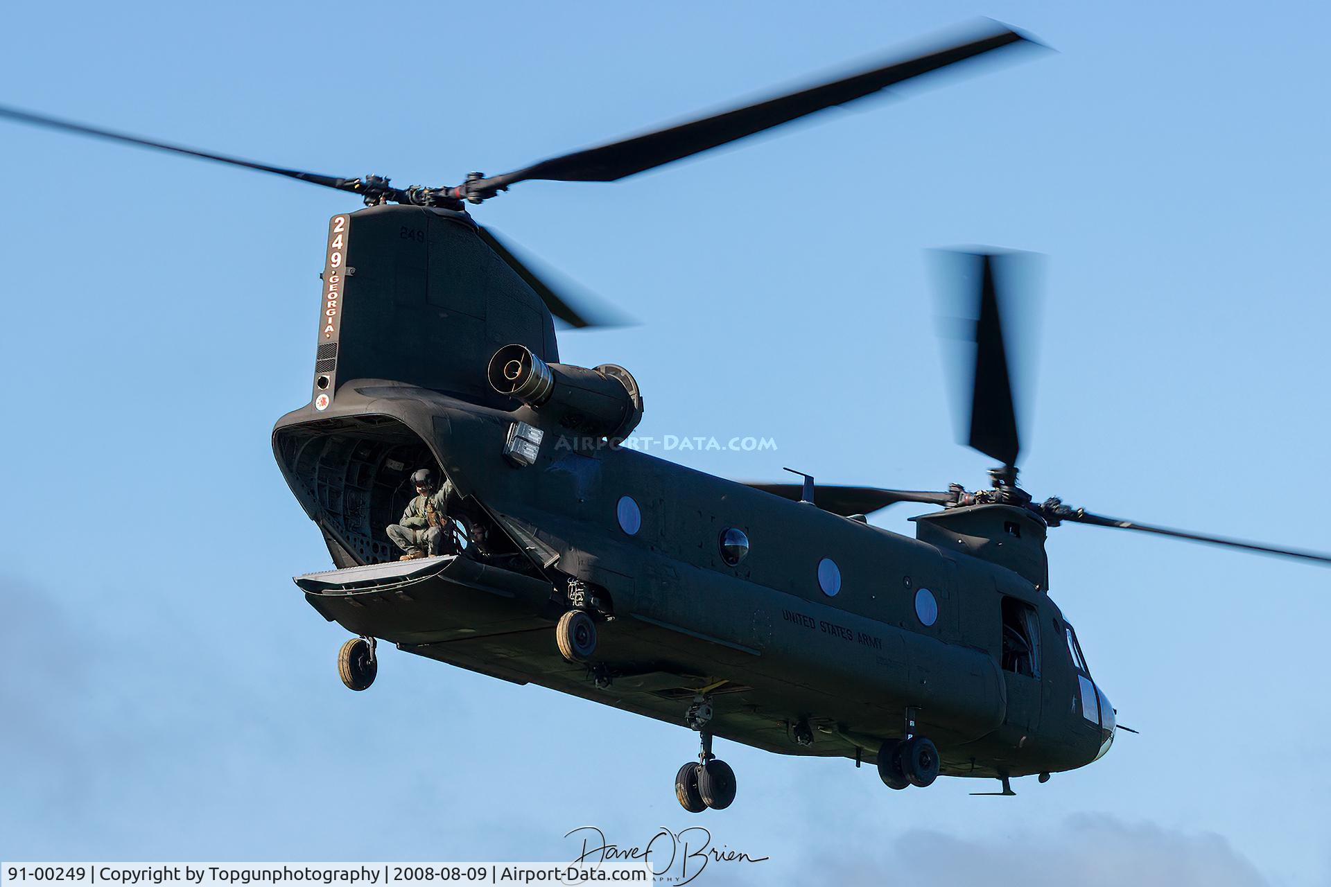 91-00249, 1992 Boeing CH-47D Chinook C/N M3398, Jump ship for the 2008 International Jumpfest in Rhode Island