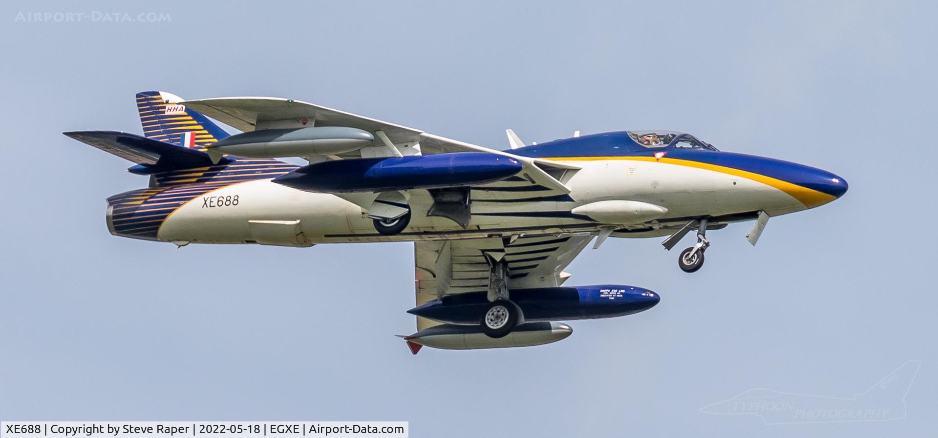XE688, 1955 Hawker Hunter GA.11 C/N XE688, HHA Hunter XE688 departing RAF Leeming