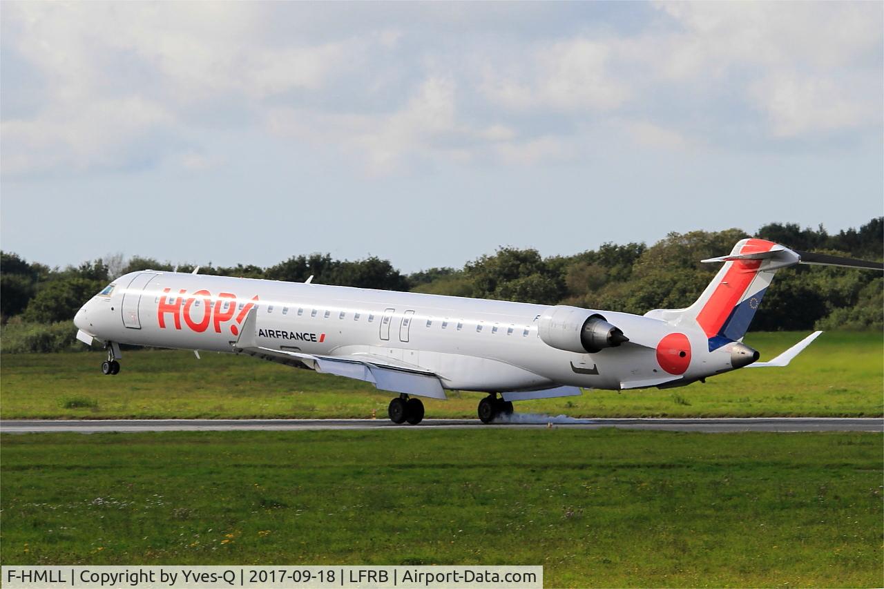 F-HMLL, 2011 Bombardier CRJ-1000EL NG (CL-600-2E25) C/N 19017, Bombardier CRJ-1000, Landing rwy 25L, Brest-Bretagne airport (LFRB-BES)