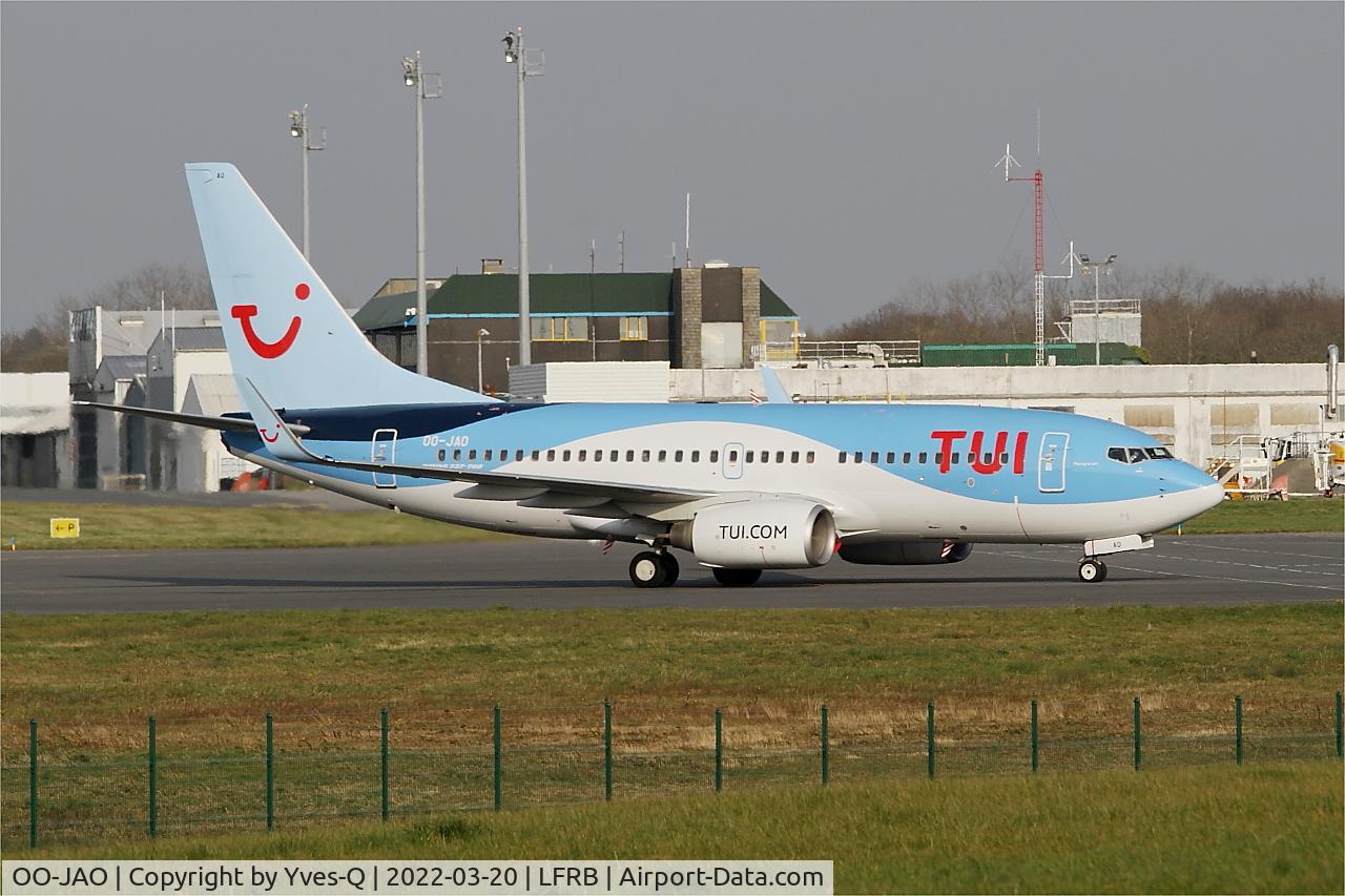 OO-JAO, 2008 Boeing 737-7K5 C/N 35141, Boeing 737-7K5, Taxiing to boarding ramp, Brest-Bretagne airport (LFRB-BES)