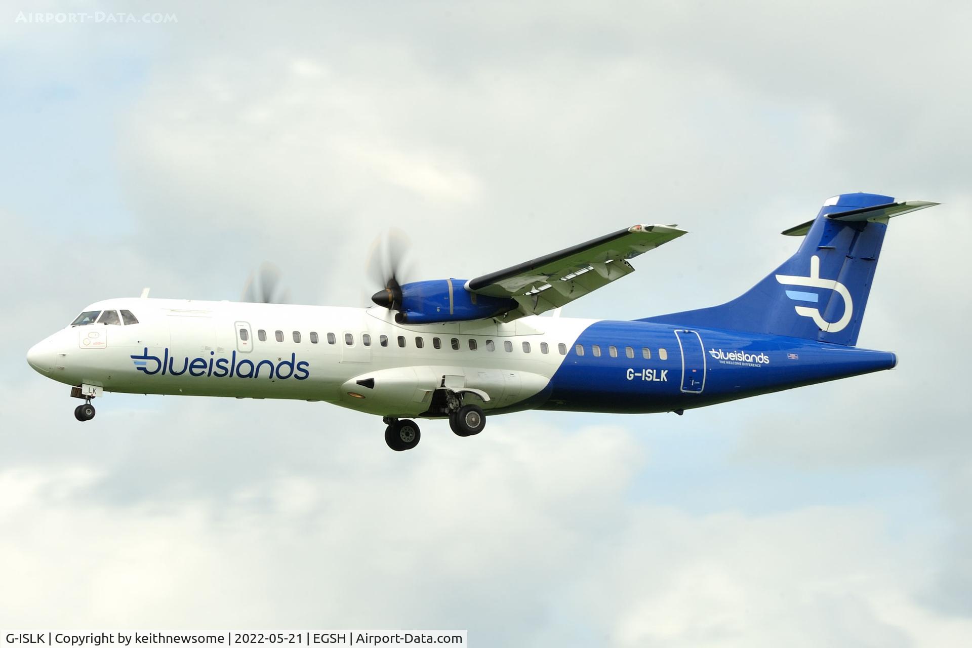 G-ISLK, 2000 ATR 72-212A C/N 634, Arriving at Norwich from Jersey.