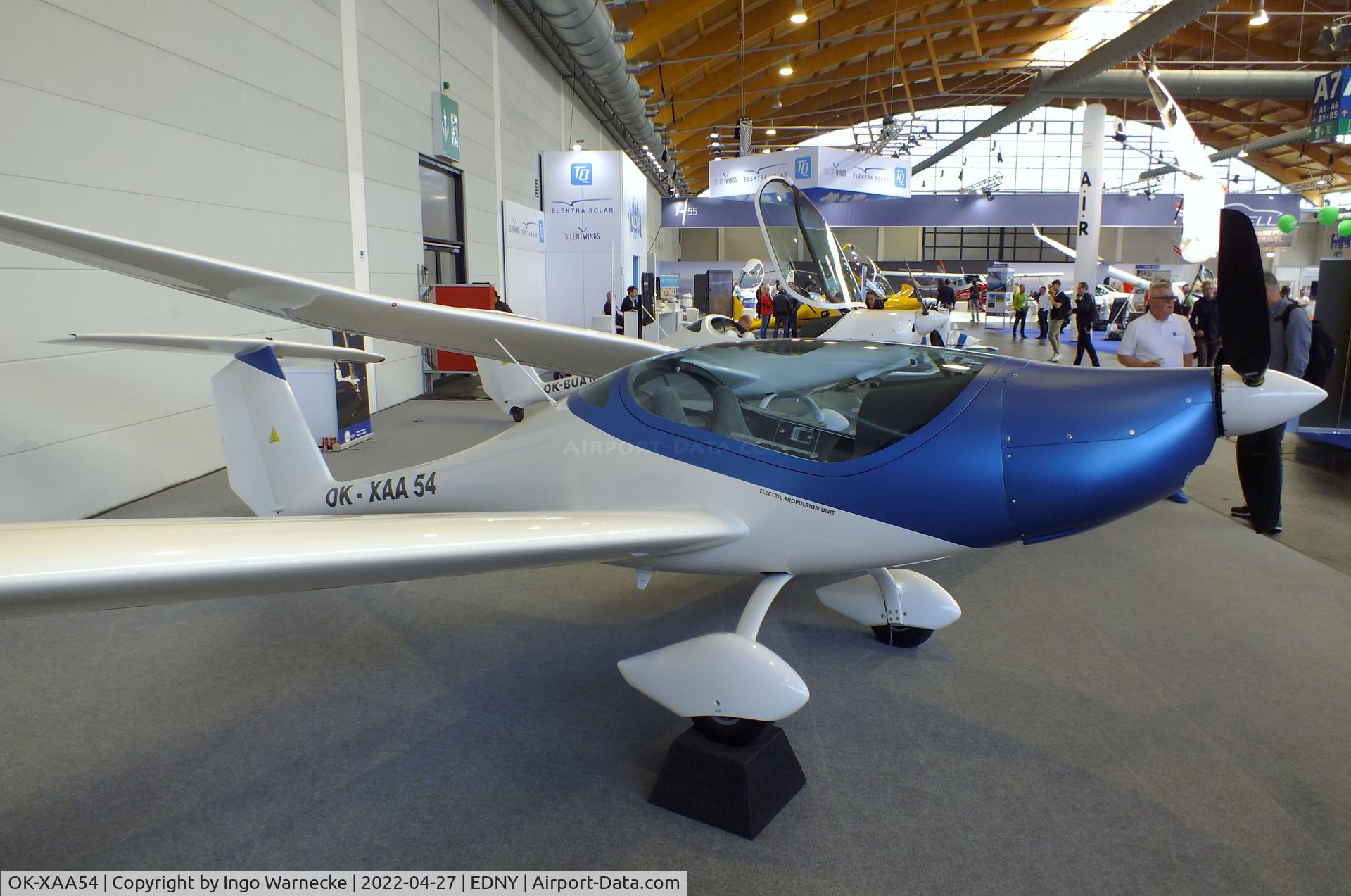 OK-XAA54, Phoenix Air Sro U-15e Phoenix C/N Not found OK-XAA54, Phoenix Air U15e Phoenix with electric motor at the AERO 2022, Friedrichshafen