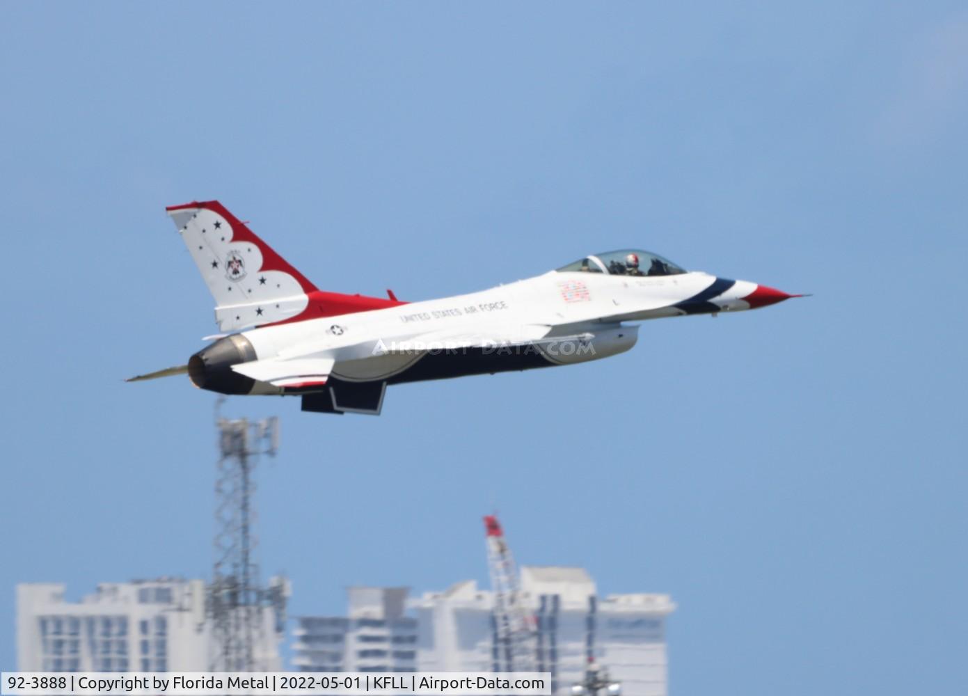 92-3888, General Dynamics F-16CJ Fighting Falcon C/N CC-130, FLL 2022