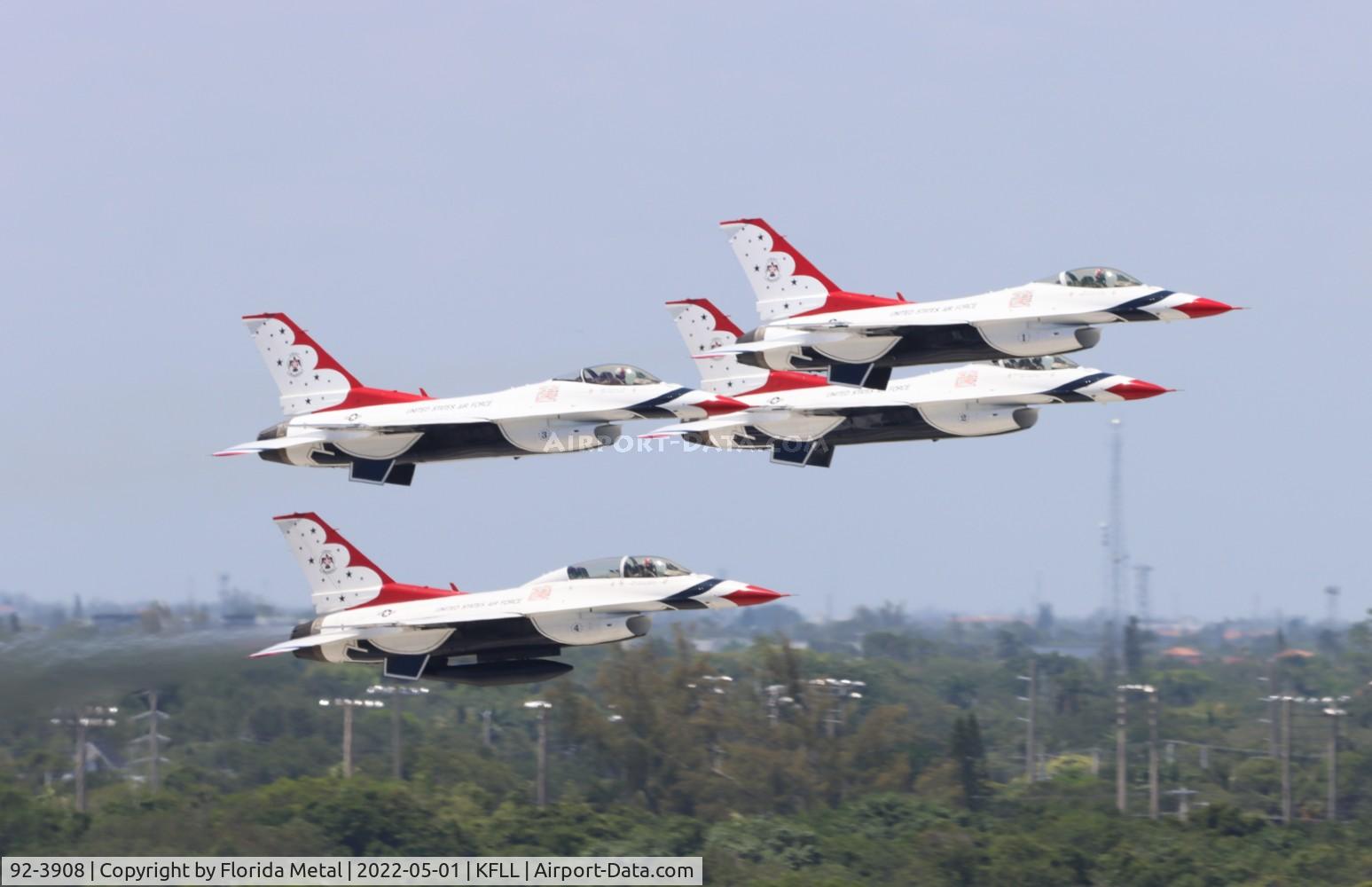 92-3908, 1992 General Dynamics F-16CM Fighting Falcon C/N CC-150, FLL 2022