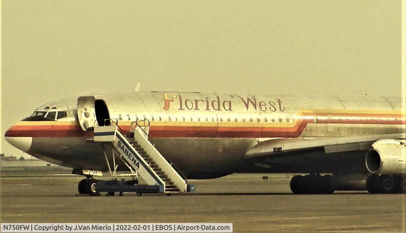 N750FW, Boeing 707-324C C/N 19353, Slide scan