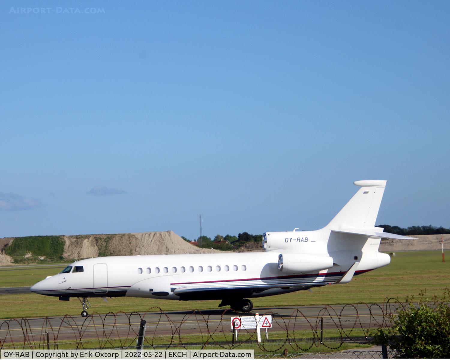 OY-RAB, 2009 Dassault Falcon 7X C/N 078, OY-RAB landed rw04L