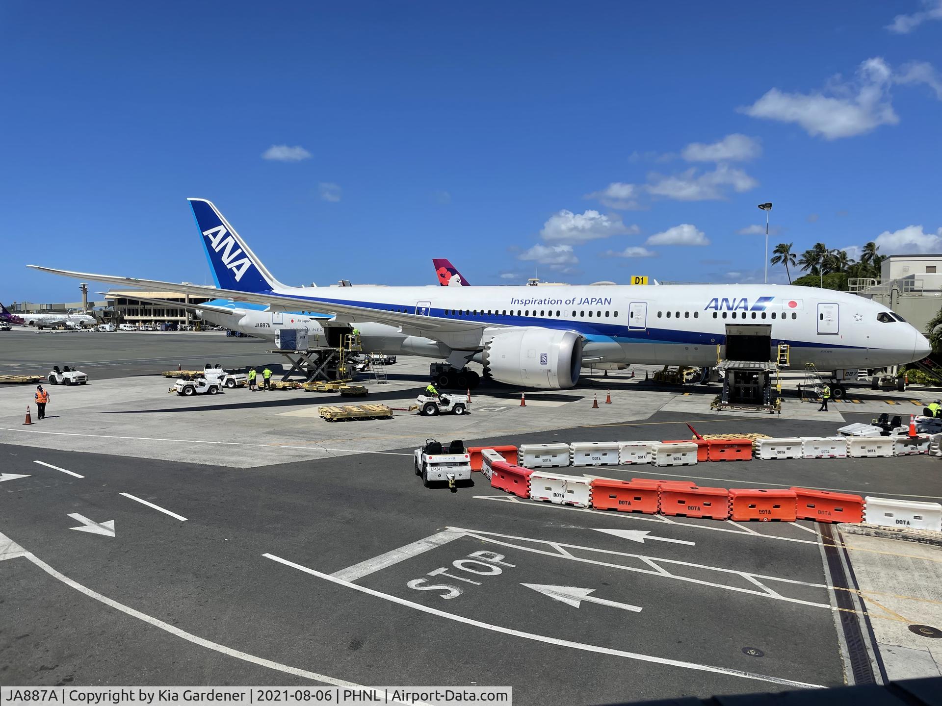 JA887A, 2016 Boeing 787-9 Dreamliner Dreamliner C/N 43874, Boeing 787-9 Dreamliner at PHNL (Daniel K. Inouye Intl).