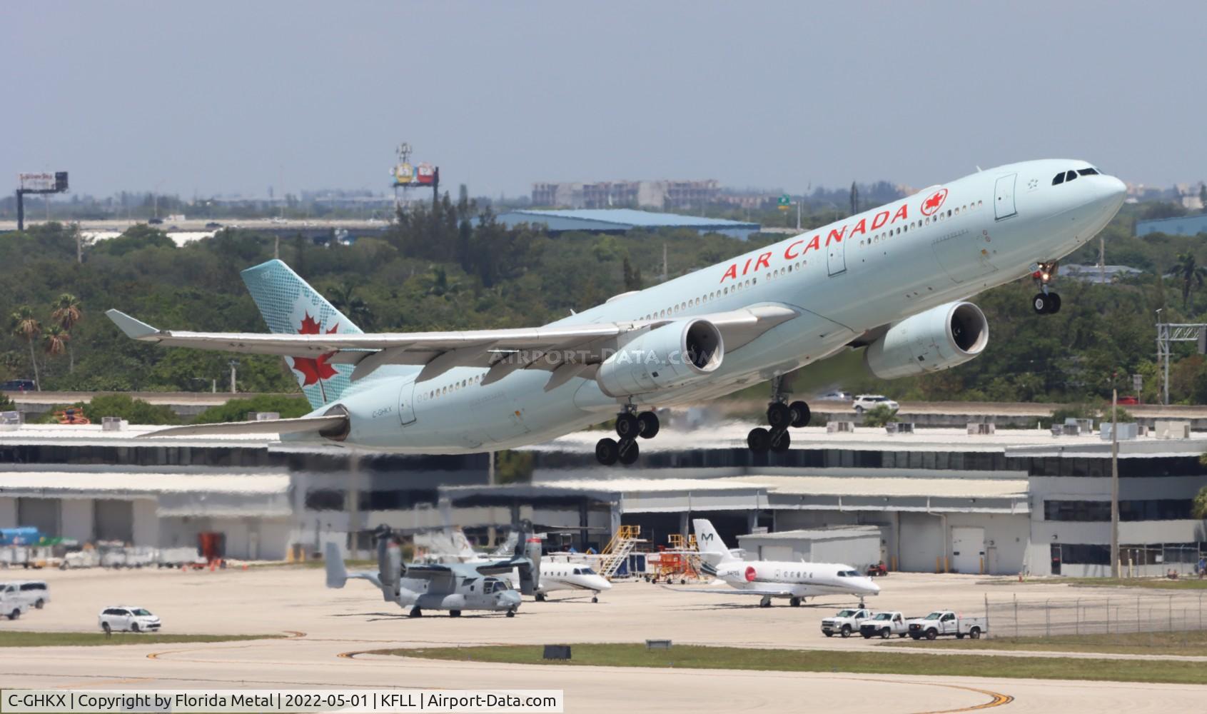 C-GHKX, 2001 Airbus A330-343 C/N 0412, FLL 2022