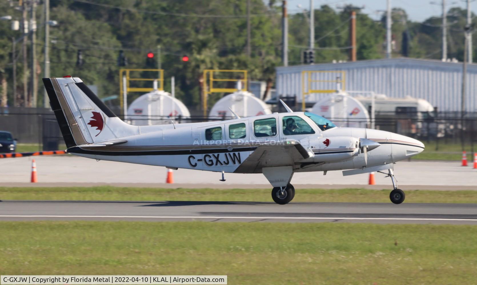 C-GXJW, 1977 Beech 58 Baron C/N TH-815, Sun N Fun 2022