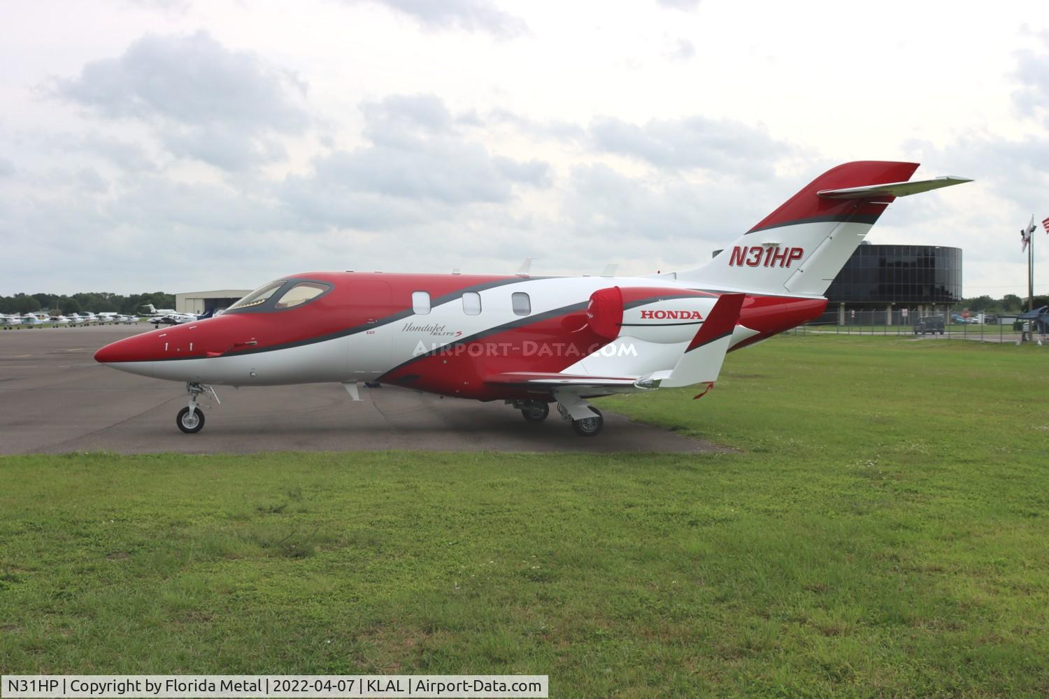 N31HP, 2022 Honda HA-420 HondaJet C/N 42000225, Hondajet