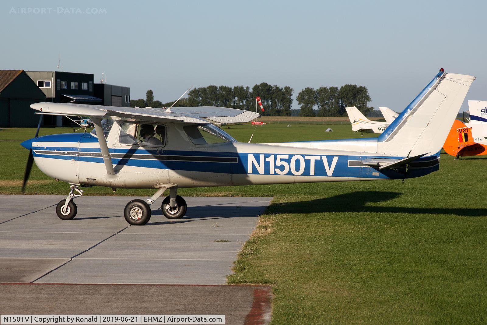 N150TV, Reims F150M C/N 1165, at ehmz
