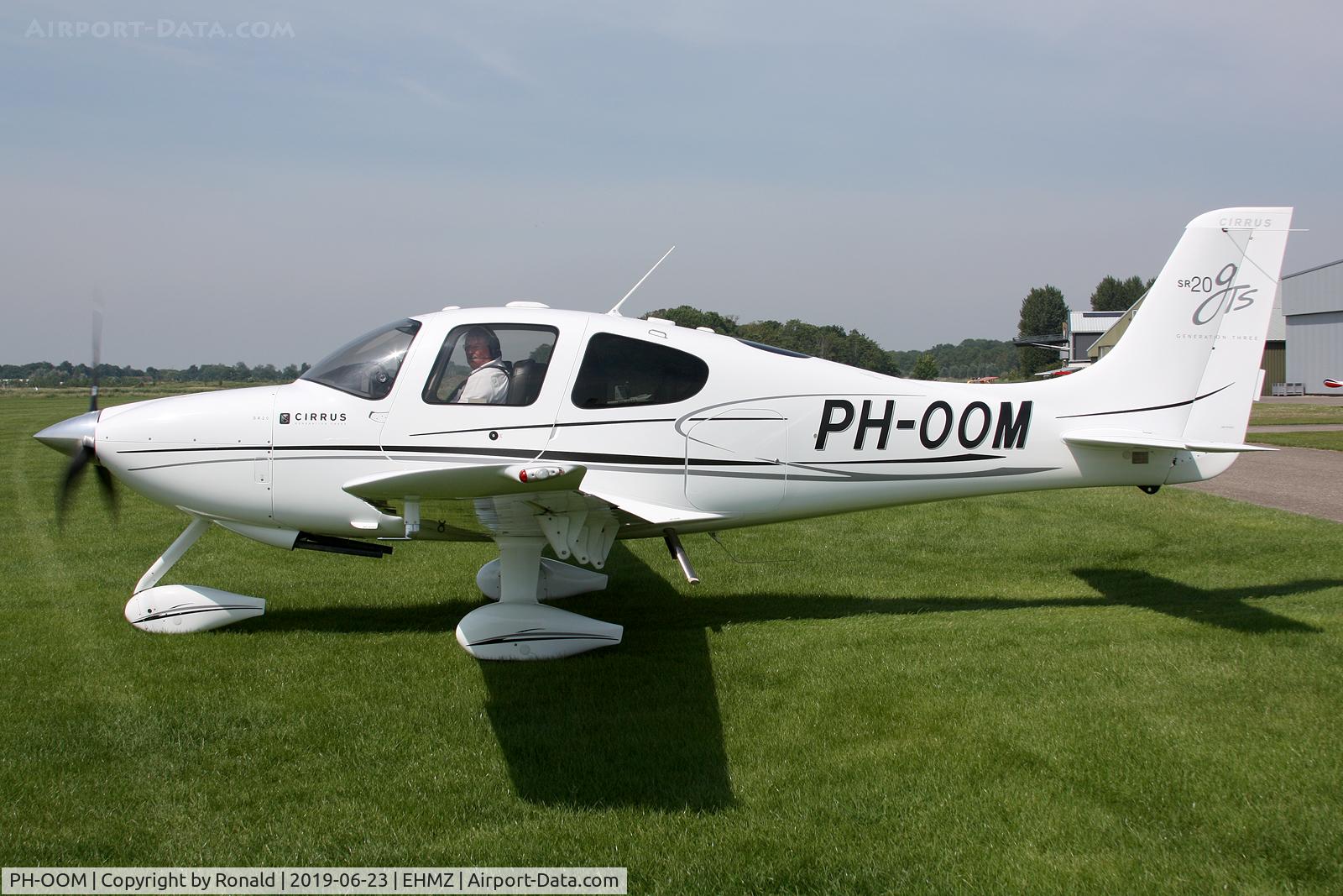 PH-OOM, 2008 Cirrus SR20 G3 GTS C/N 1977, at ehmz