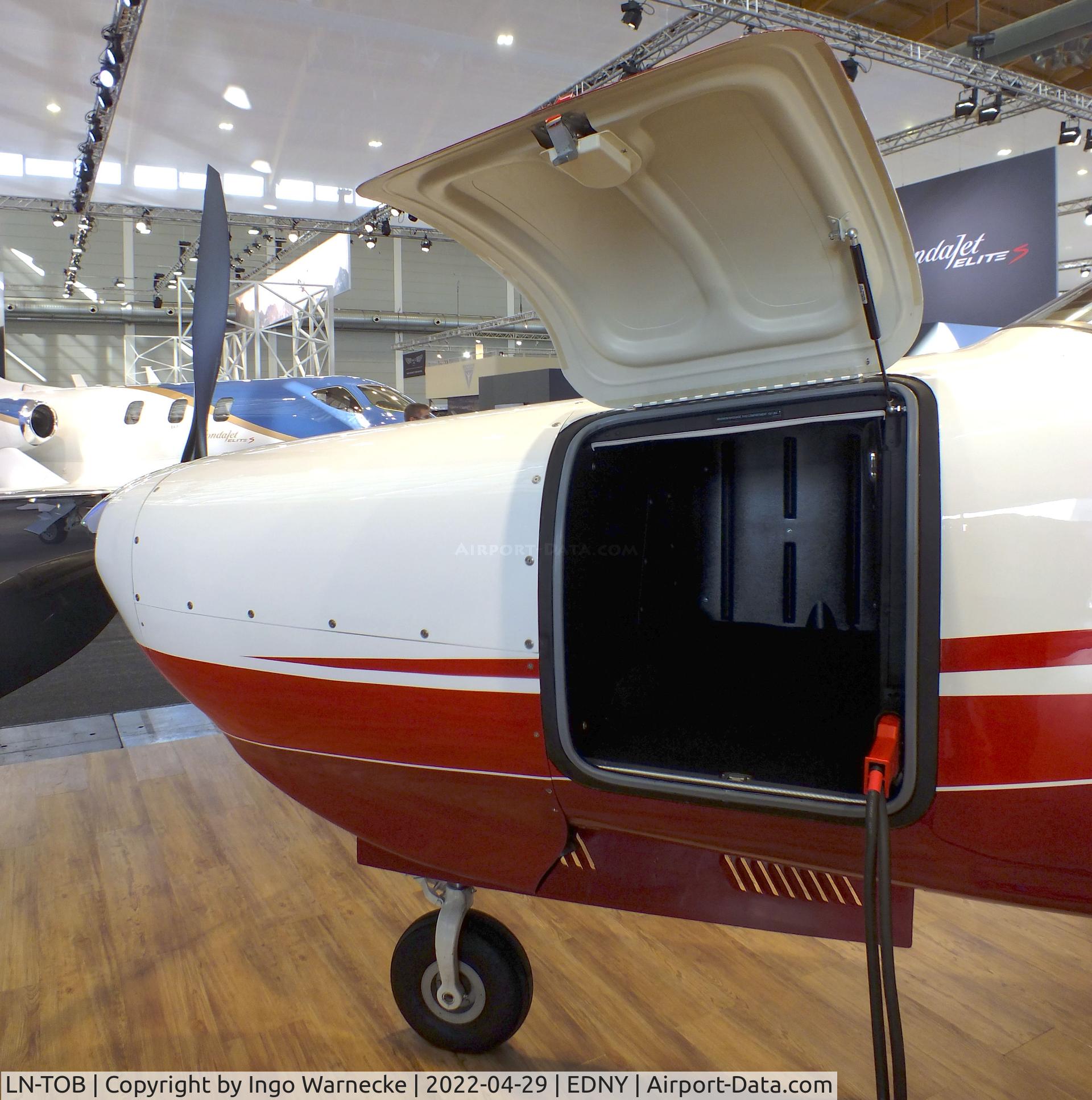 LN-TOB, 2021 Piper PA-46-350P Malibu Mirage Malibu Mirage C/N 4636780, Piper PA-46-350P Malibu Mirage at the AERO 2022, Friedrichshafen