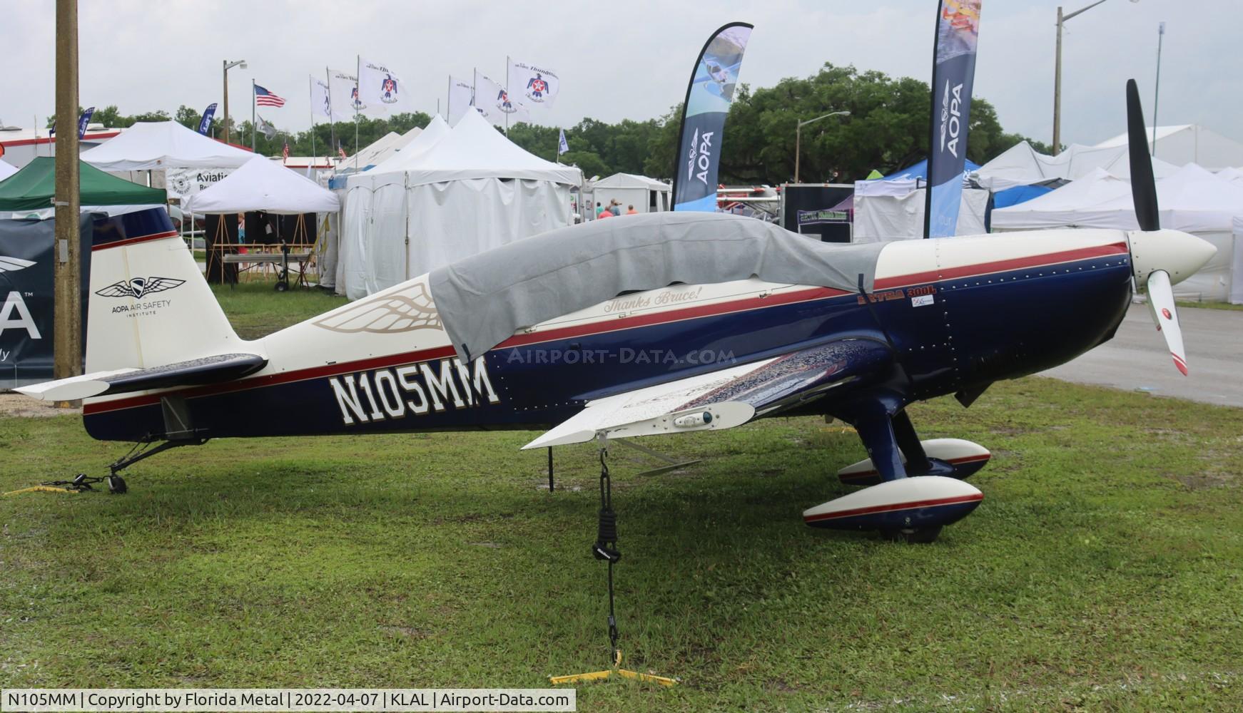N105MM, 1998 Extra EA-300L C/N 071, Sun N Fun 2022