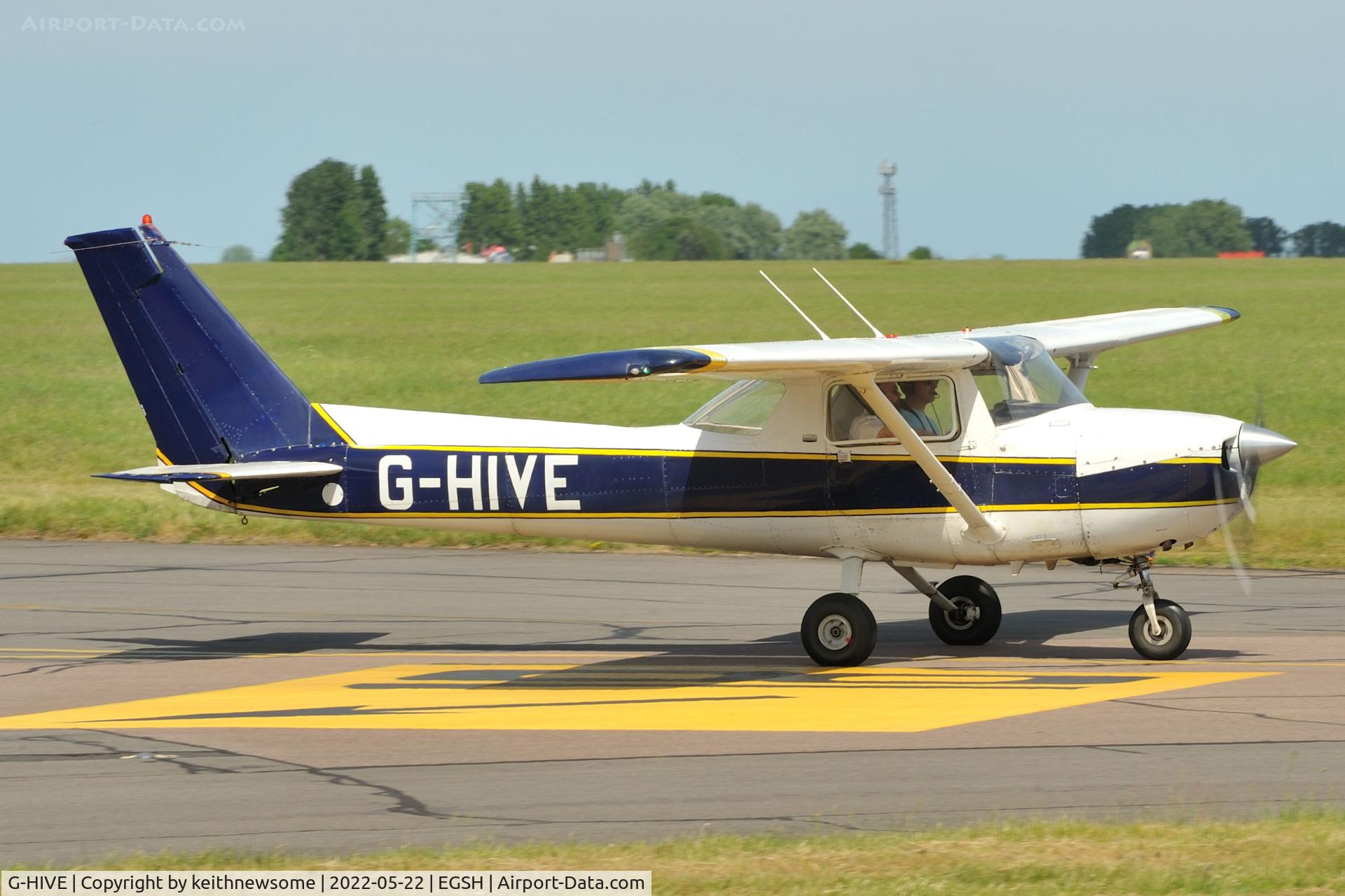 G-HIVE, 1975 Reims F150M C/N 1186, Leaving Norwich.
