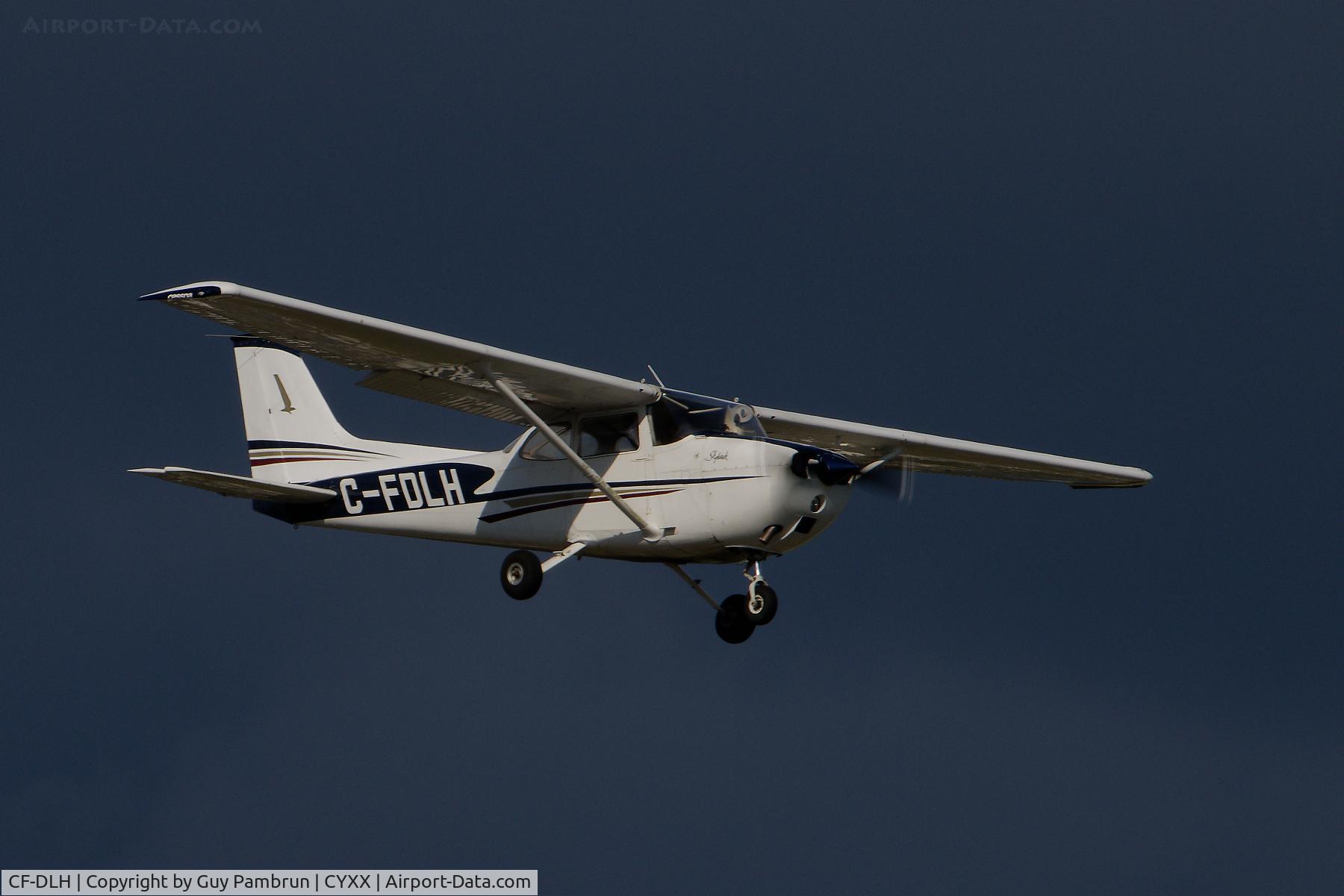 CF-DLH, 1973 Cessna 172M Skyhawk C/N 17262086, Landing on 19