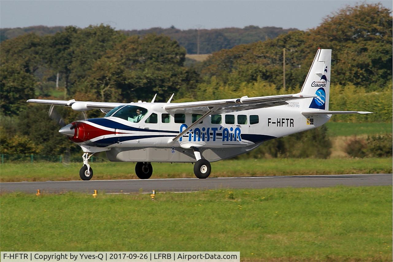 F-HFTR, 2008 Cessna 208B Grand Caravan C/N 208B-2041, Cessna 208B Grand Caravan, Take off run rwy 25L, Brest-Bretagne Airport (LFRB-BES)