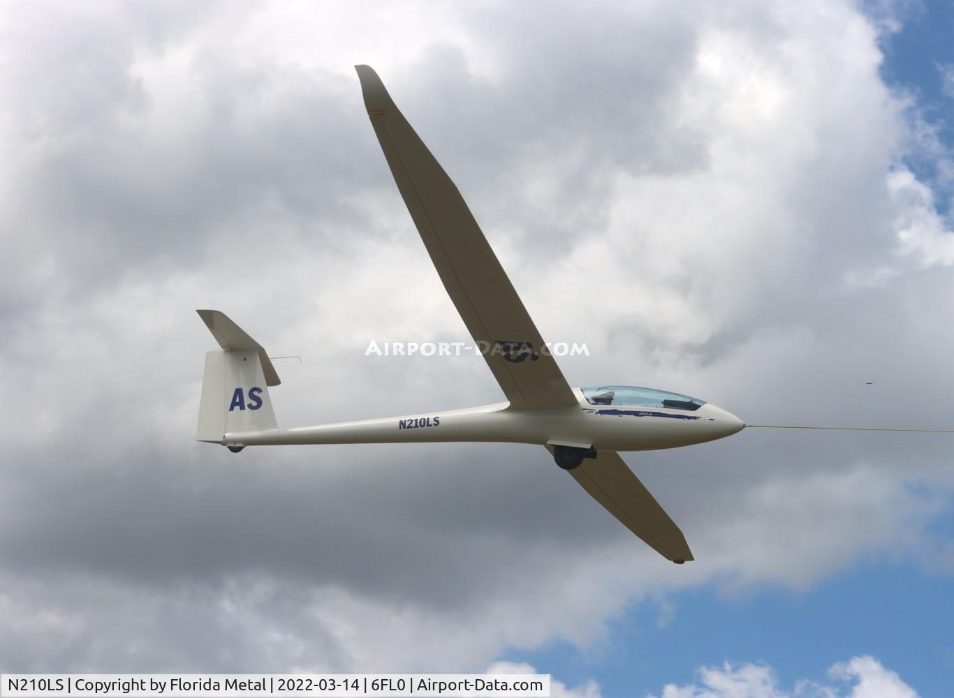 N210LS, 2006 Dg Flugzeugbau LS 10-A C/N 10002, LS 10-A