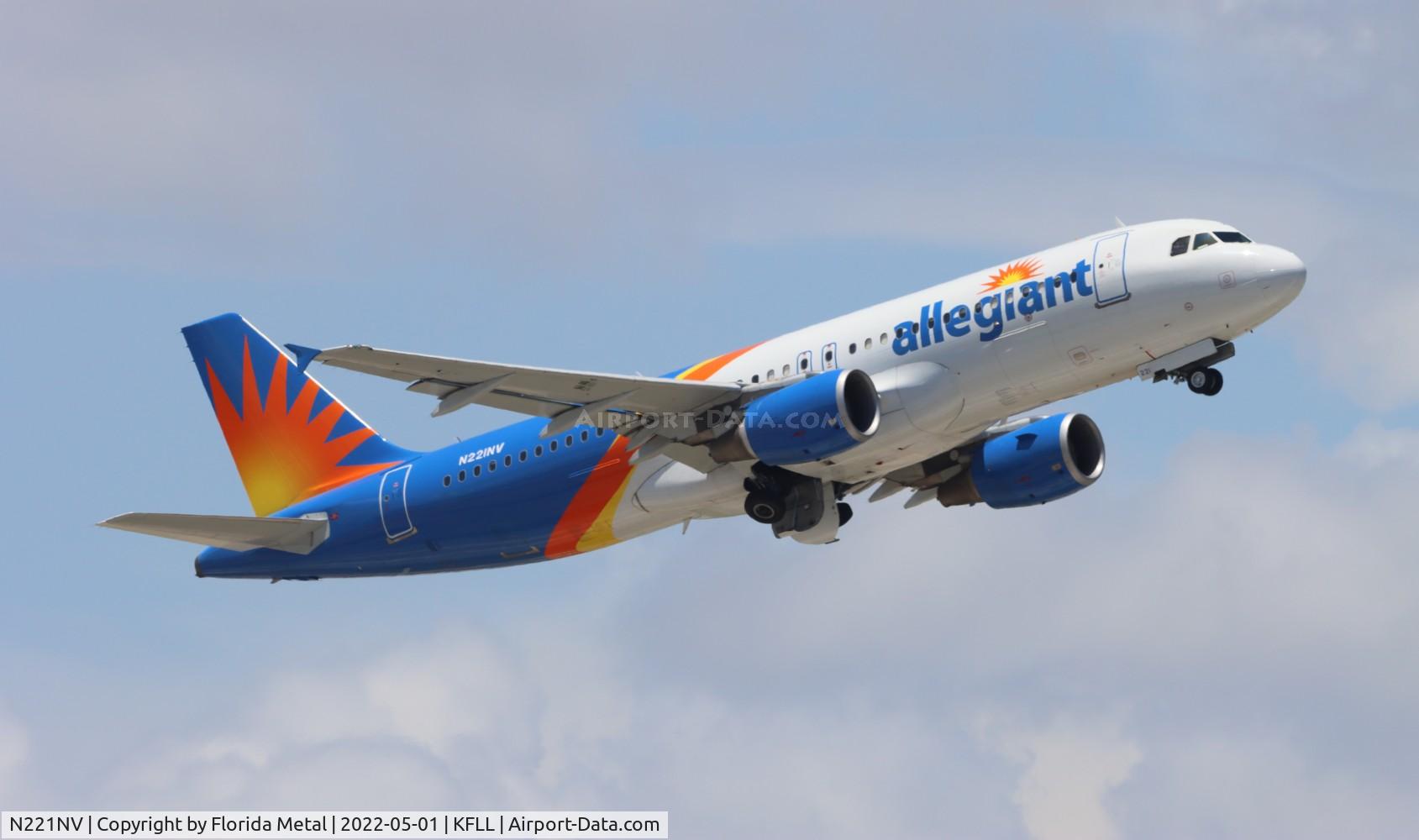 N221NV, 2000 Airbus A320-214 C/N 1288, FLL 2022