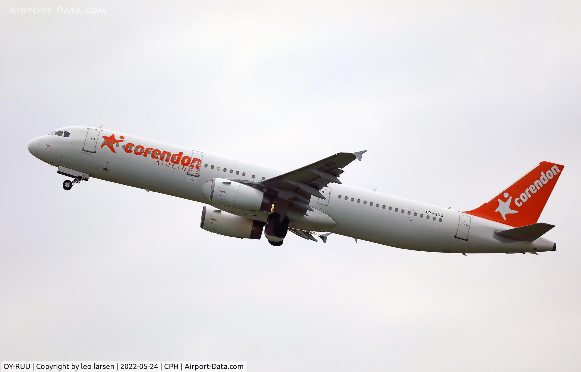 OY-RUU, 1998 Airbus A321-231 C/N 878, Copenhagen 24.5.2022