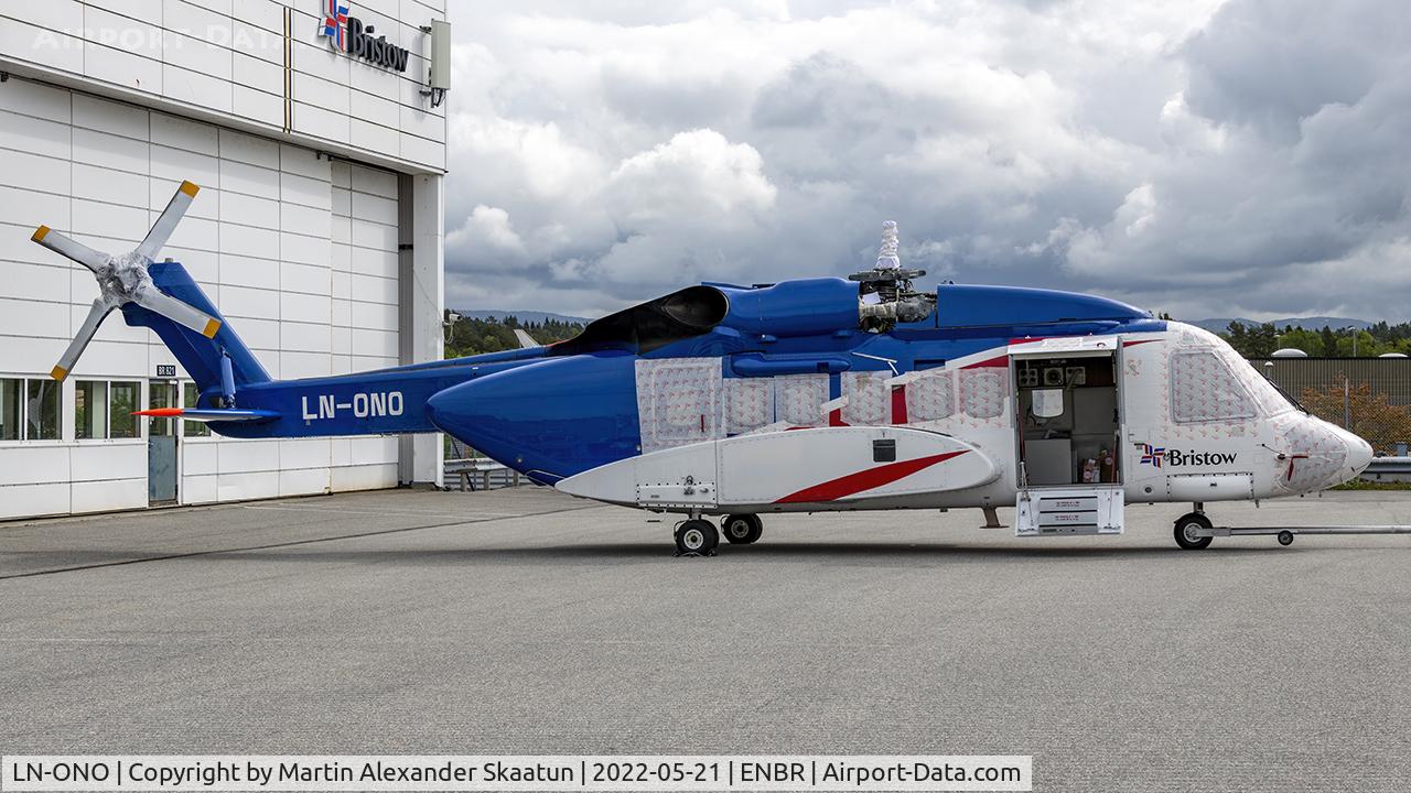 LN-ONO, 2005 Sikorsky S-92A C/N 920012, Parked outside the maintenance hangar.