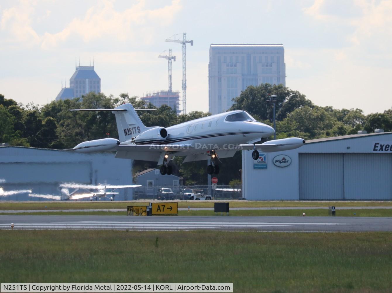 N251TS, 1975 Gates Learjet 25B C/N 201, KORL 2022