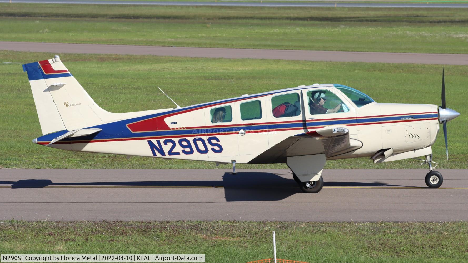 N290S, 1971 Beech A36 Bonanza 36 C/N E-292, Sun N fun 2022