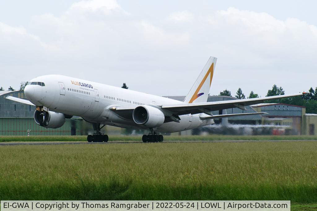 EI-GWA, 2001 Boeing 777-212/ER C/N 30871, AlisCargo Airlines Boeing 777-212(ER) ex Singapore Airlines (9V-SVF)