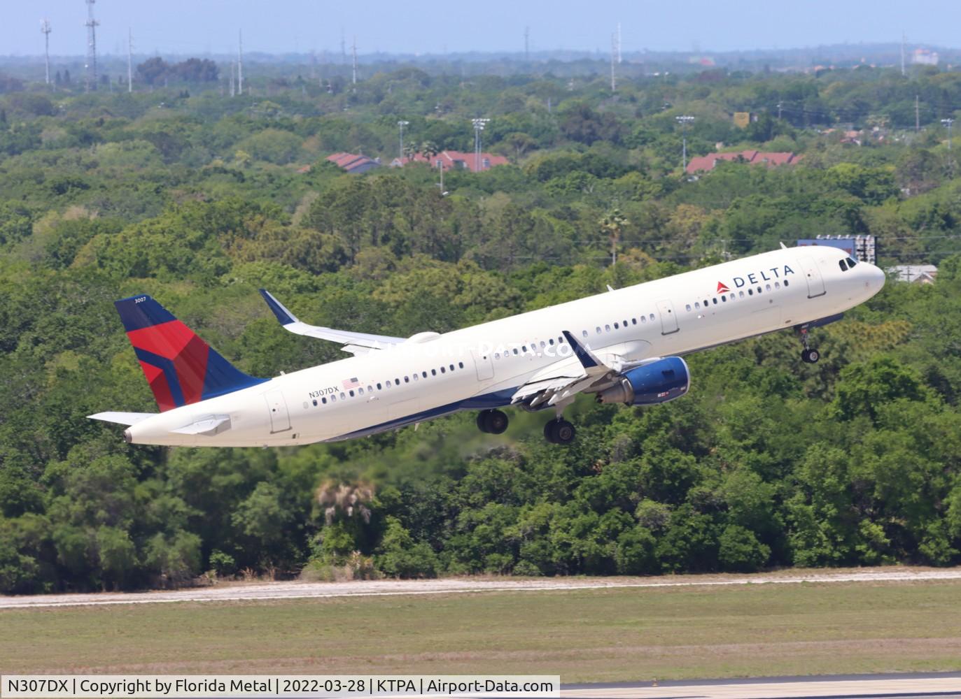 N307DX, 2016 Airbus A321-211 C/N 7214, TPA 2022