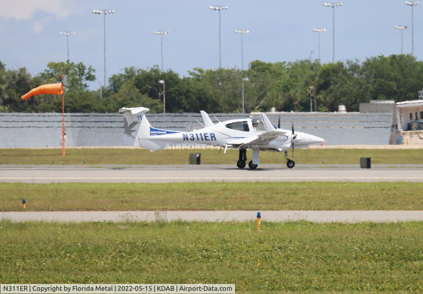 N311ER, 2016 Diamond DA-42 NG Twin Star C/N 42.N212, DAB 2022
