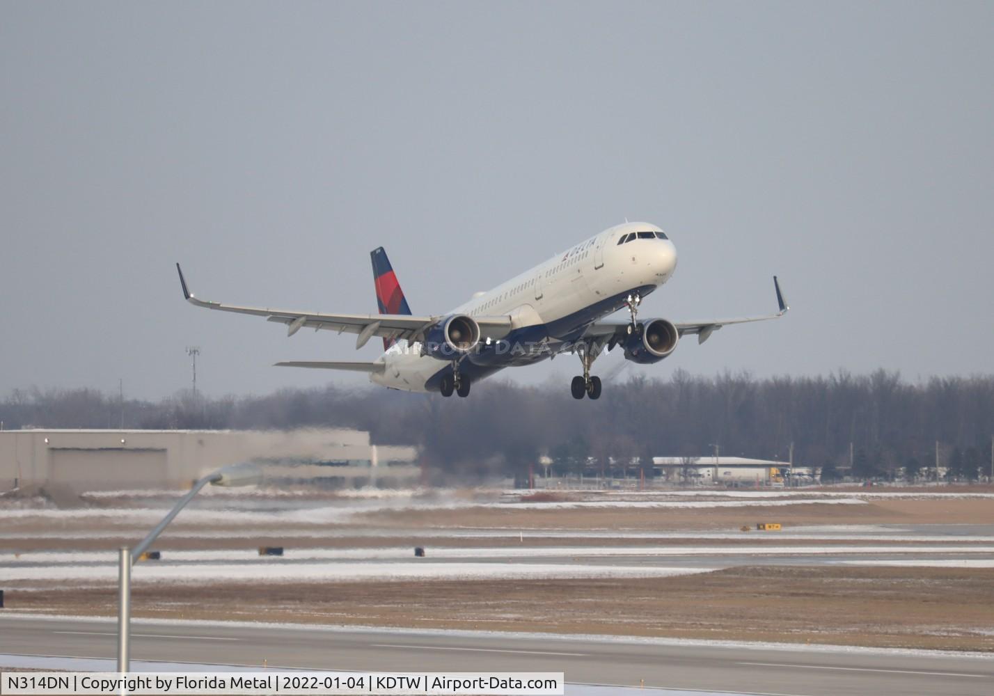 N314DN, 2016 Airbus A321-211 C/N 7281, DTW 2022